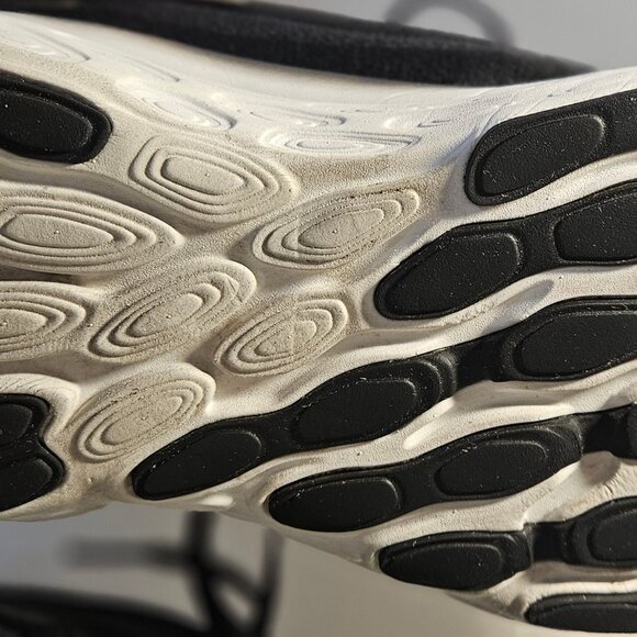 New Balance Fresh Foam X 1080v13 Men's Running Shoes, Black, 10.5 - Picture 8 of 8